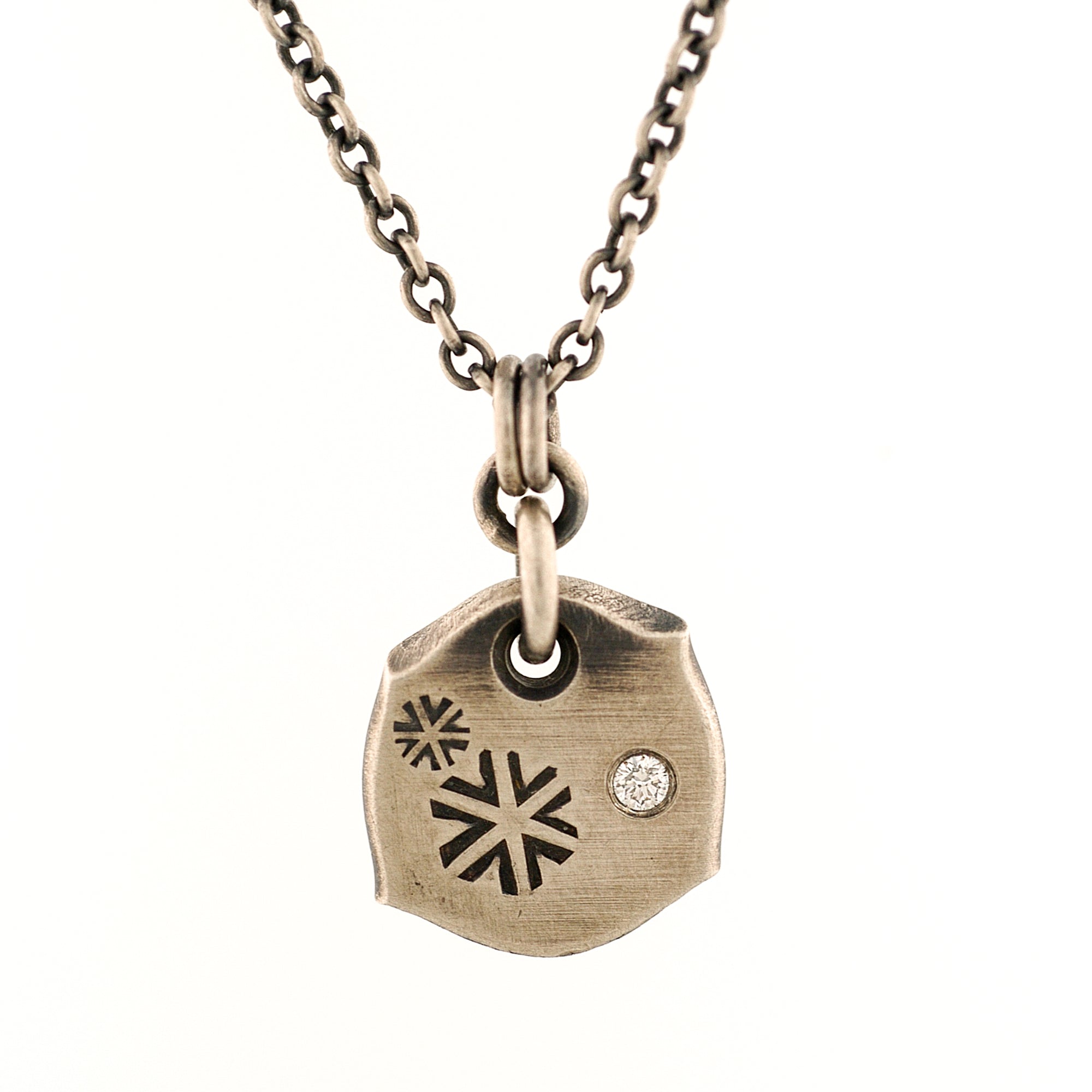 Snowflakes Pendant with an Ideal Cut Diamond