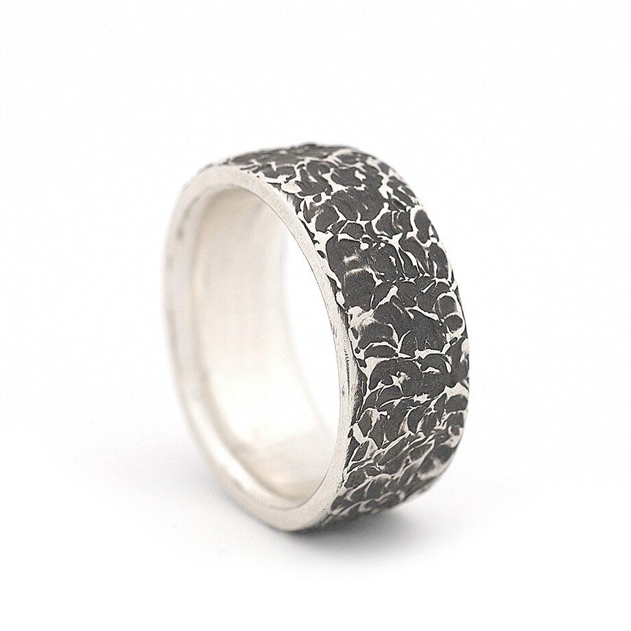 Buy Nemali Oxidized Silver Finger Ring | Paksha